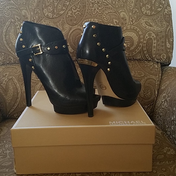 Brand new, never worn, Aileen Open Toe...leather - Picture 2 of 3